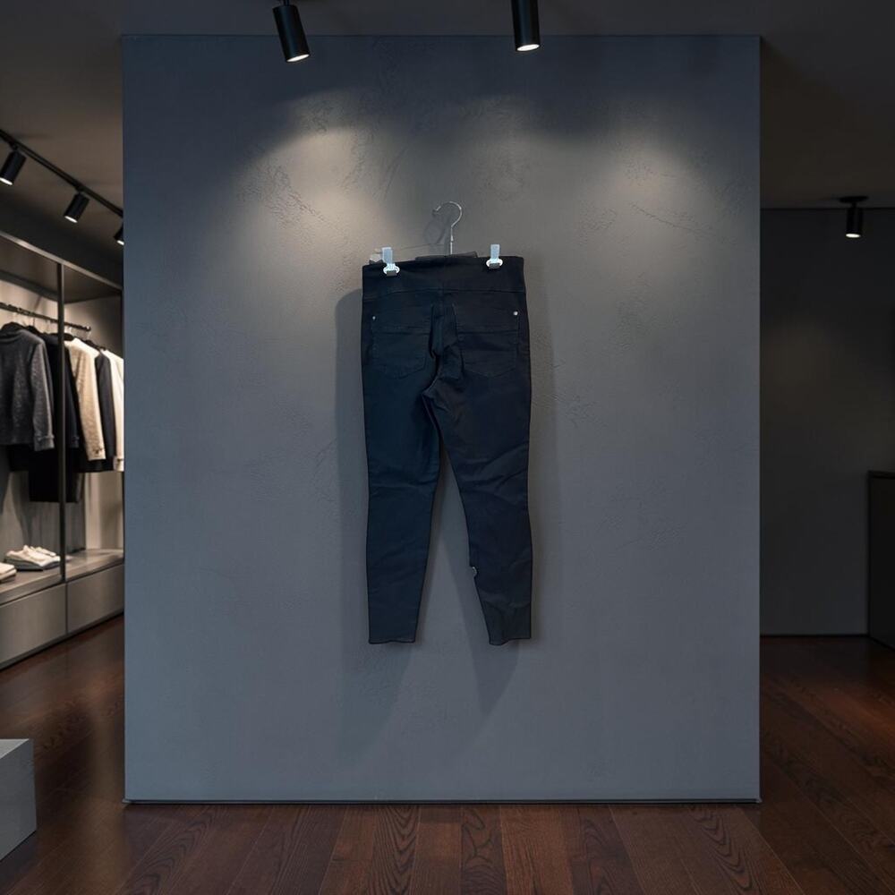 Rock & Republic Denim Rx— the slimming denim cure size 12 m
